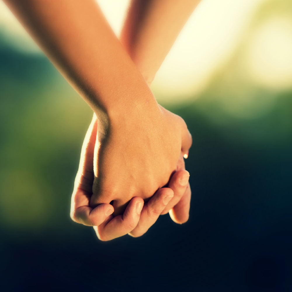 manos pareja | Fundación Solidaridad Humana